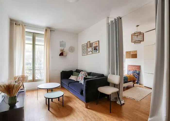 Lovely 1 Bedroom Flat Near Colonel Fabien Metro Station